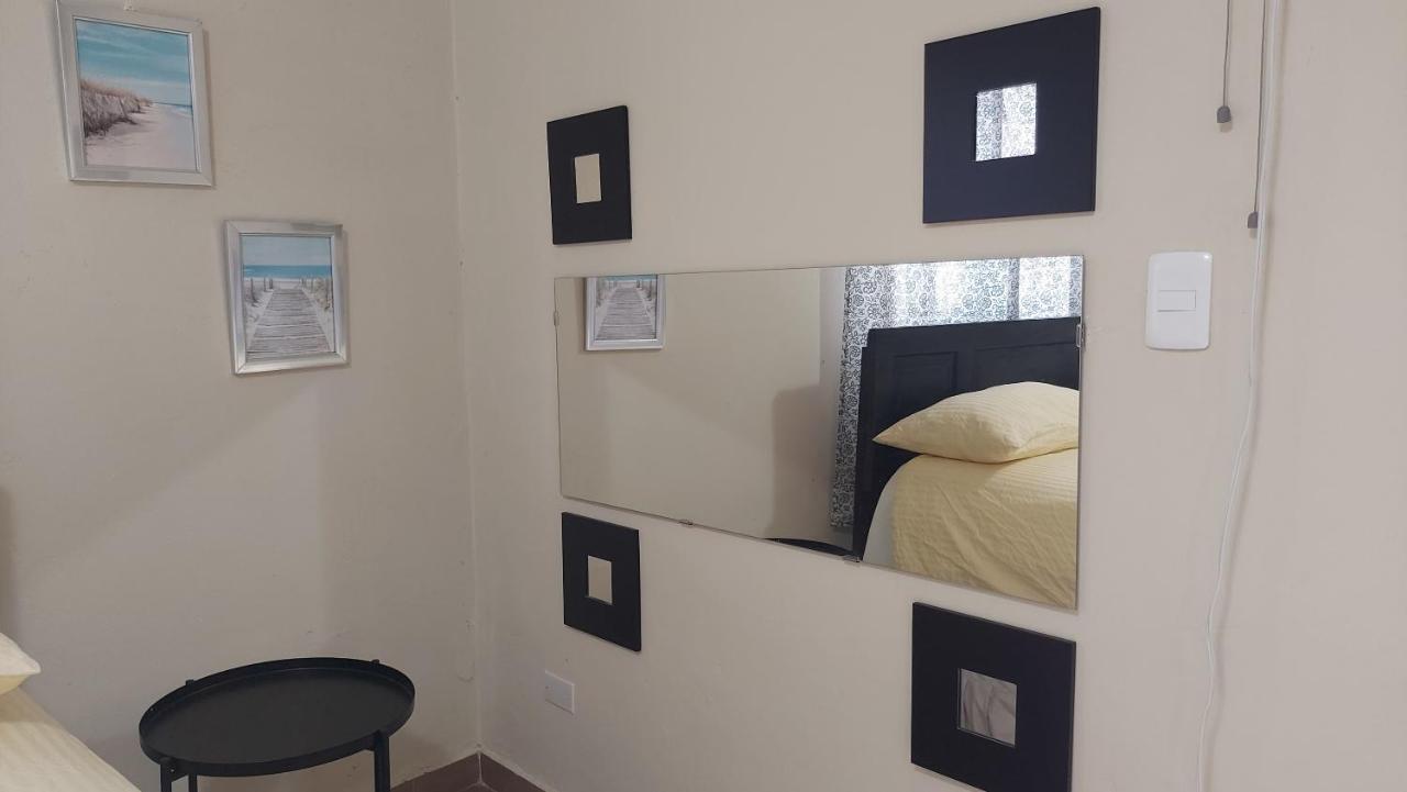 Casa Kamanda, Zona Colonial, Santo Domingo Appartement Buitenkant foto